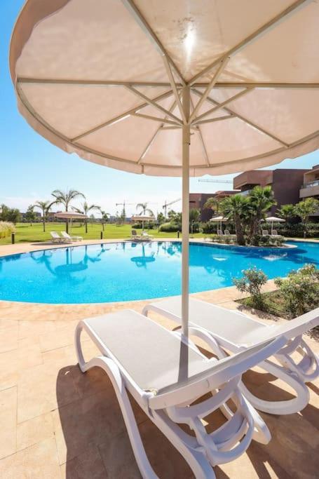Cosy Appartemt Vue Sur Golf Et Montagne Marrakesh Exterior photo